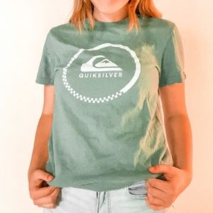 NWOT Quiksilver Tee